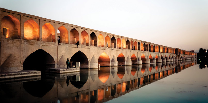 Esfahan-bridge-806x400