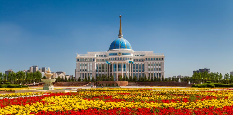 astana-palace-806x400