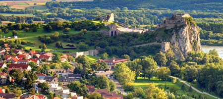 flights from dubai to bratislava