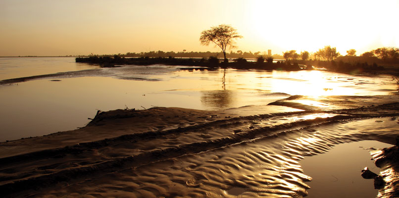 faisalabad-lake-806x400
