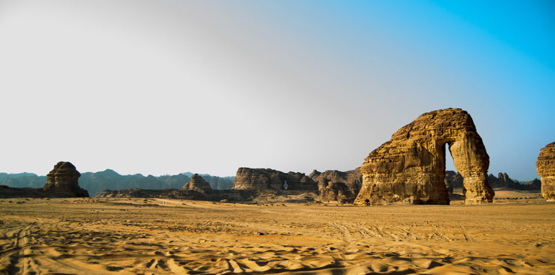 madinah-elephant-mountain-806x400
