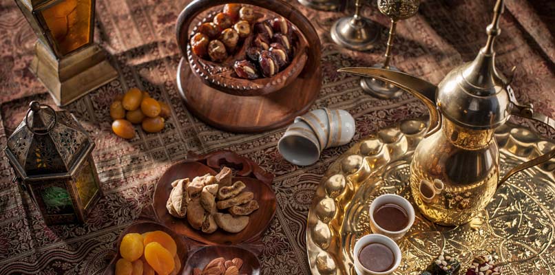 salalah-coffee-with-dates-806x400